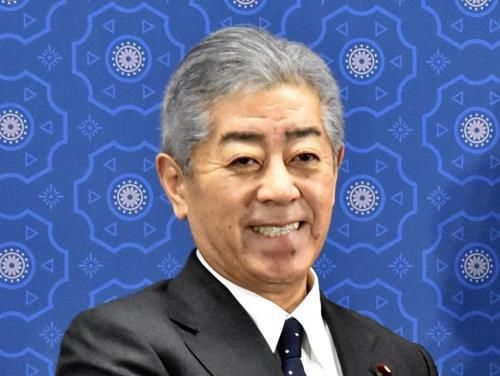 【日本破壊】岩屋「ベトナムに半導体製造の技術を渡して、日本半導体産業を潰してやるっ！！（意訳）」